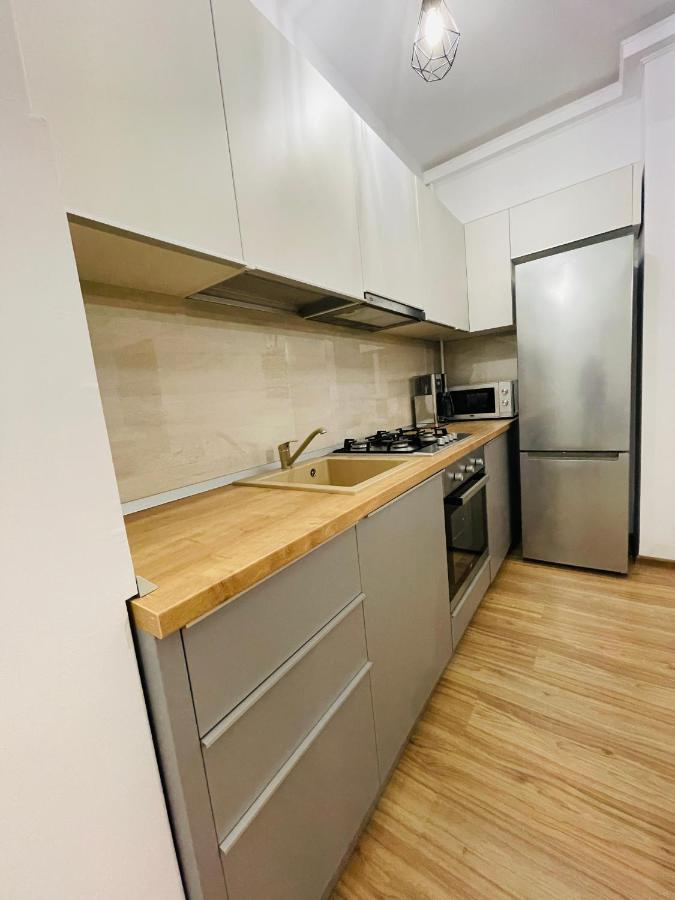 Royal Moonlight Apartment Mamaia Bagian luar foto